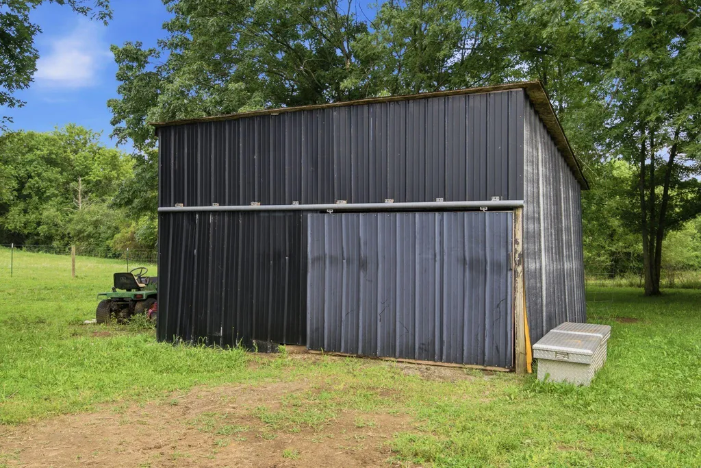 232 Mccrosky Pike Harrodsburg KY 40330