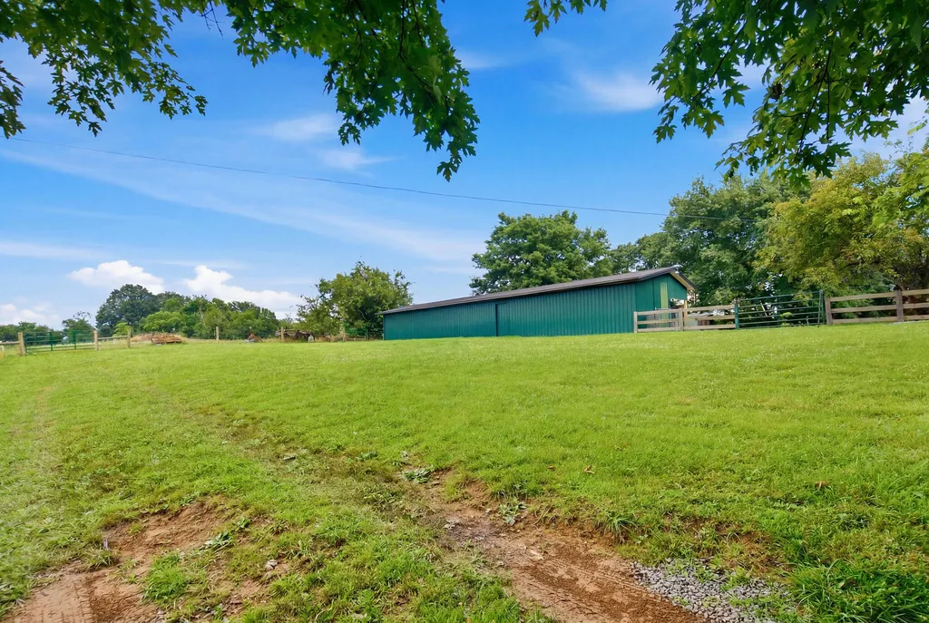 232 Mccrosky Pike Harrodsburg KY 40330