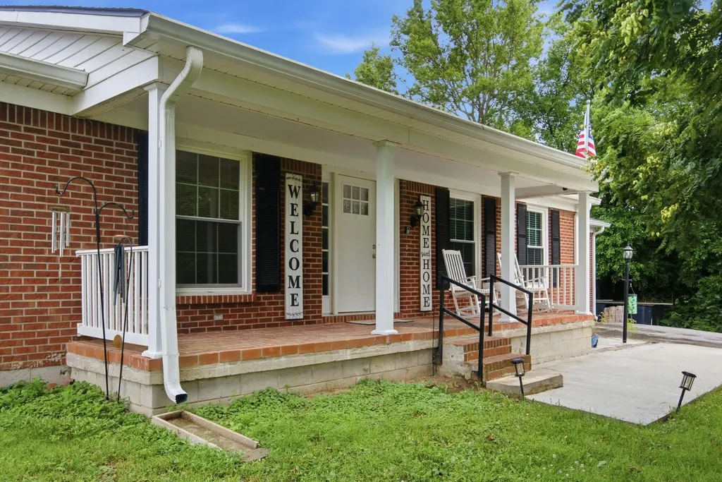 232 Mccrosky Pike Harrodsburg KY 40330