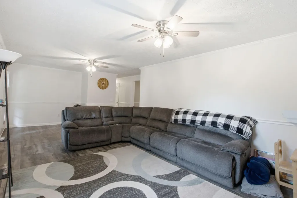232 Mccrosky Pike Harrodsburg KY 40330