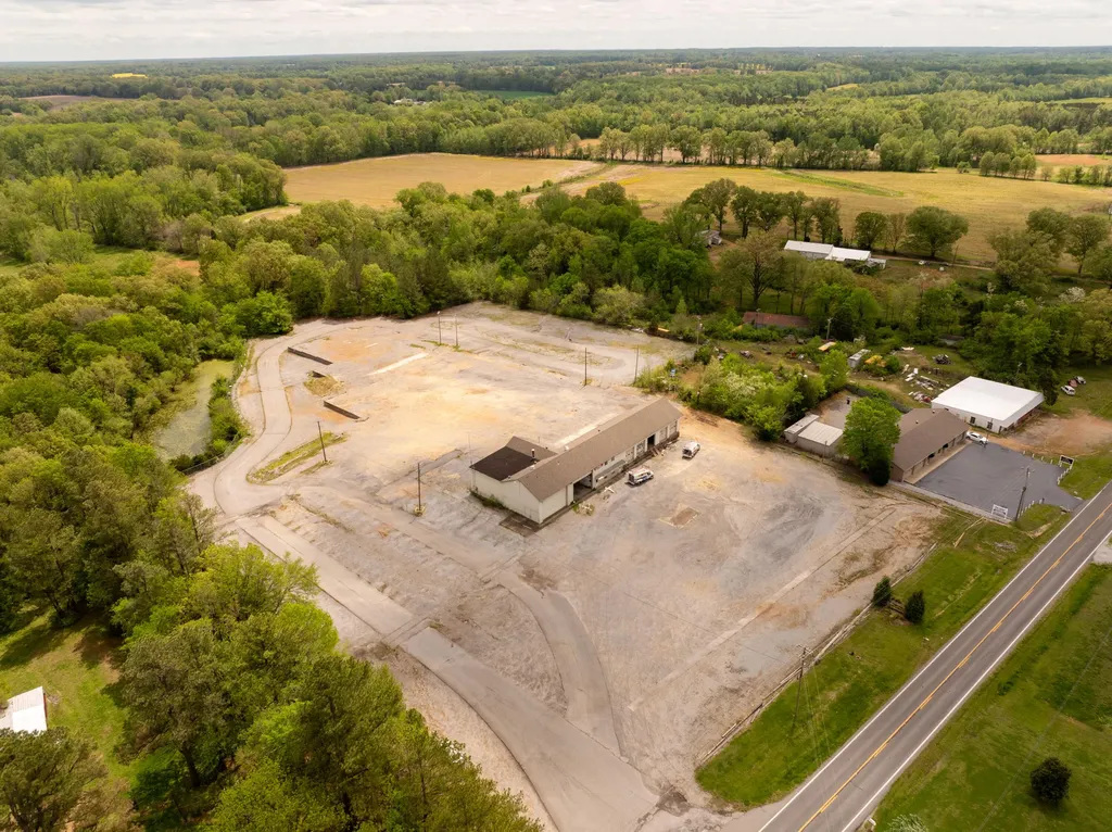 3443 State Highway 2547 Murray KY 42071