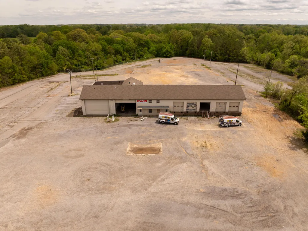 3443 State Highway 2547 Murray KY 42071