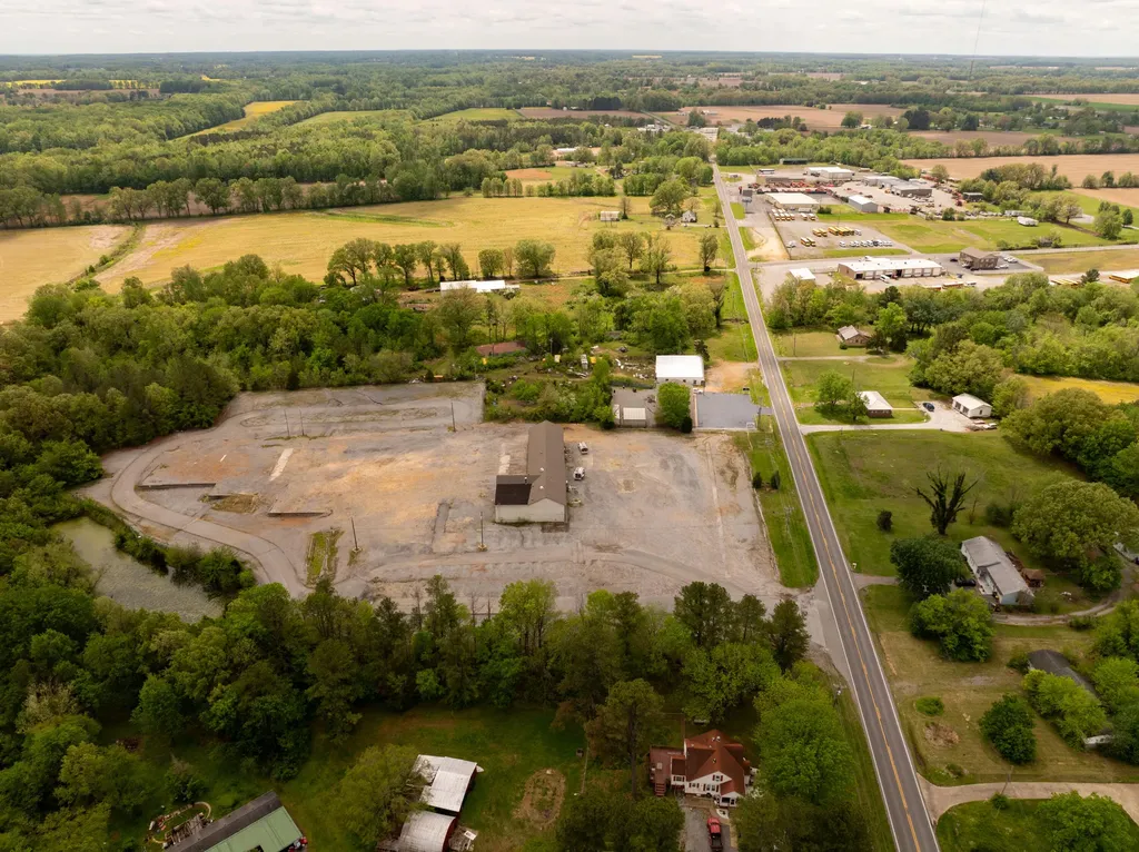 3443 State Highway 2547 Murray KY 42071