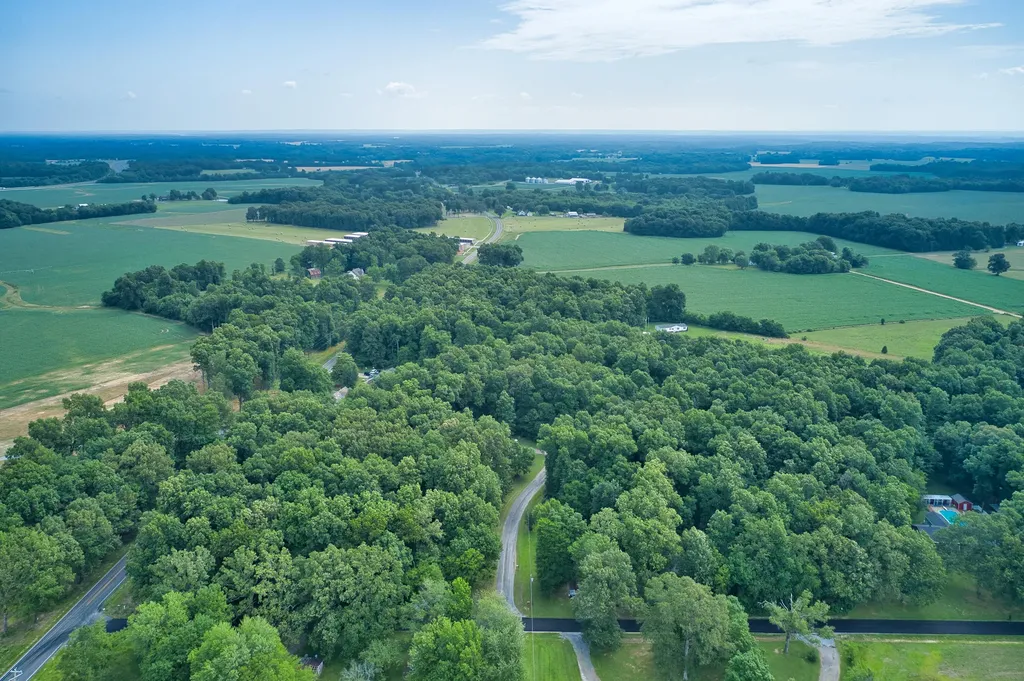 Lot #8 Sunnyside Lane Murray KY 42071