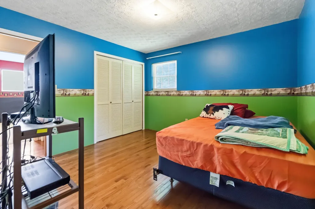 37 Kentucky Lane Williamsburg KY 40769