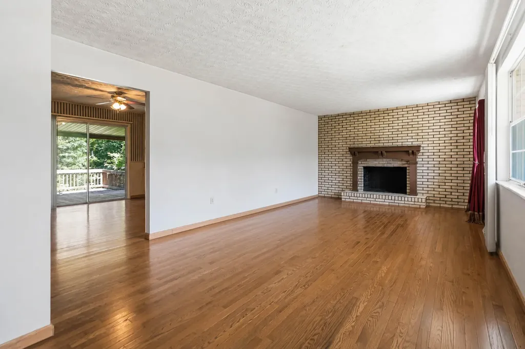 37 Kentucky Lane Williamsburg KY 40769