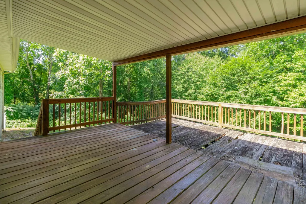 37 Kentucky Lane Williamsburg KY 40769
