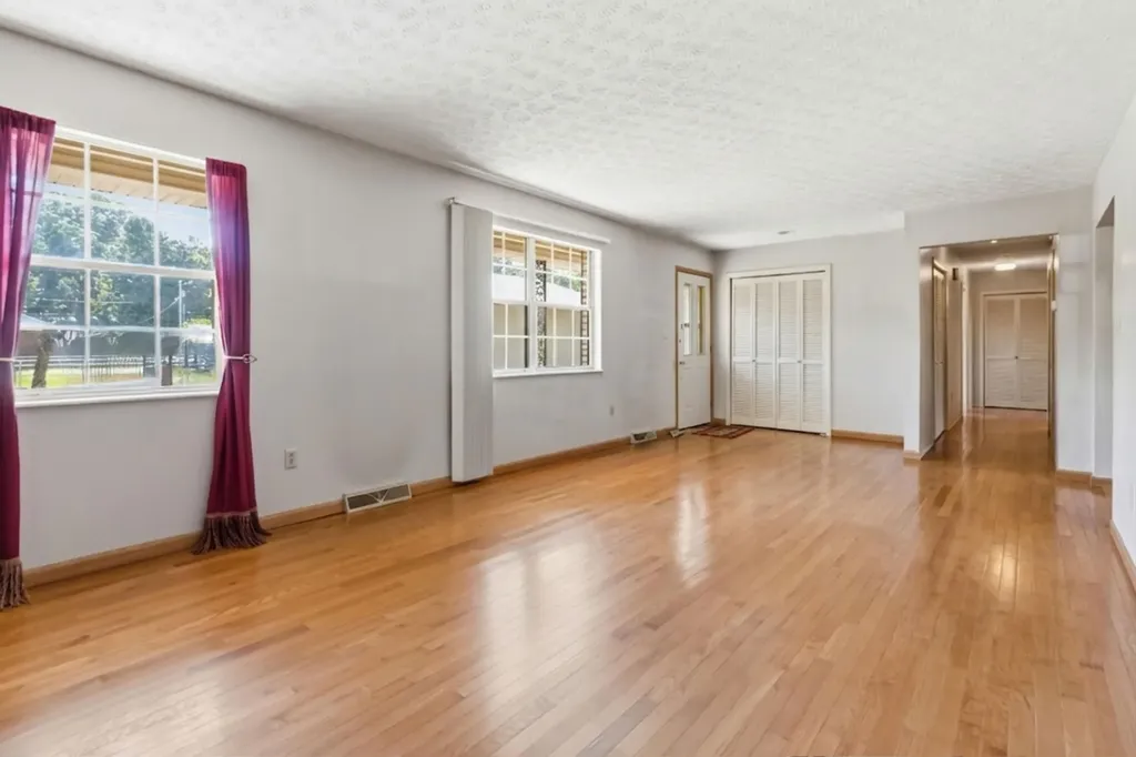 37 Kentucky Lane Williamsburg KY 40769
