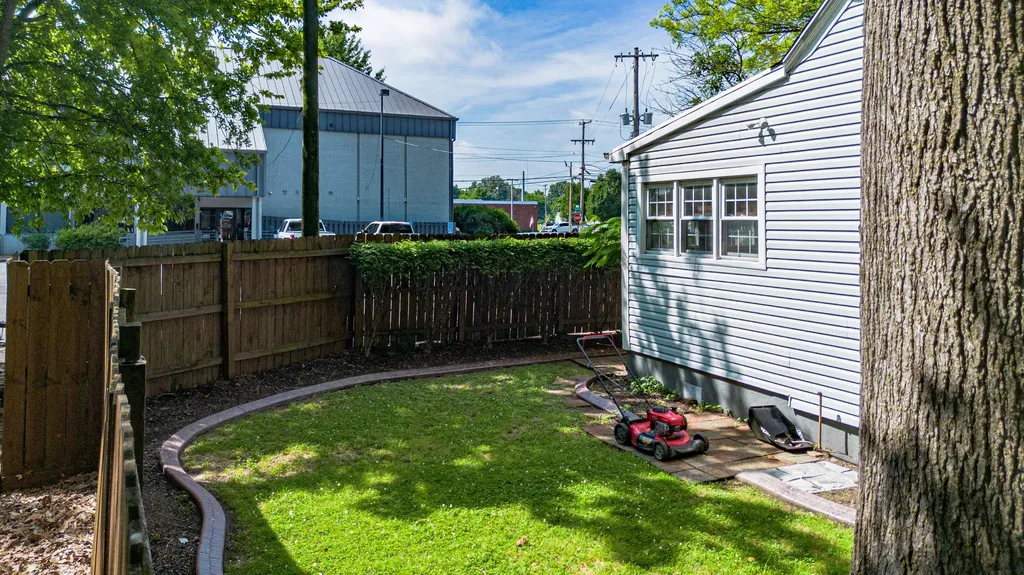 116 N 16th Street Paducah KY 42001