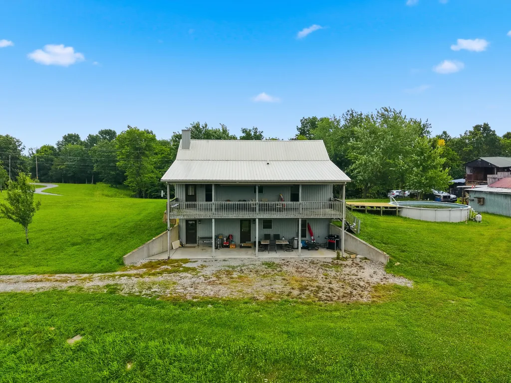 1010 Redwing Way Lawrenceburg KY 40342