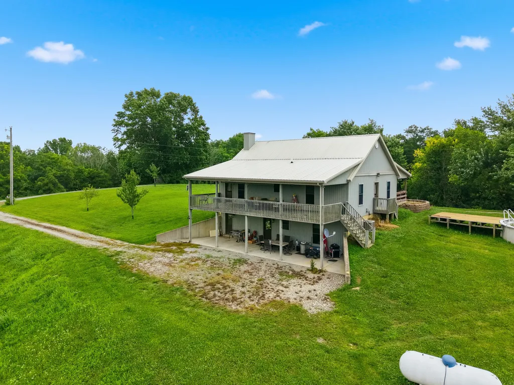 1010 Redwing Way Lawrenceburg KY 40342
