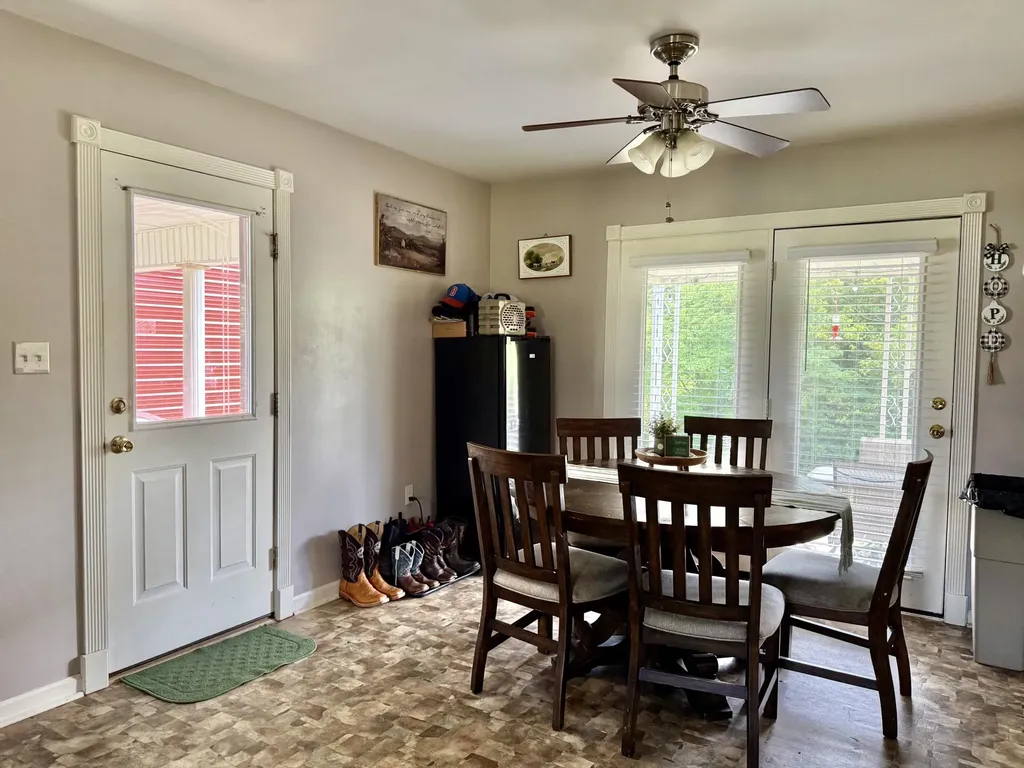 260 Putter Lane Beattyville KY 41311