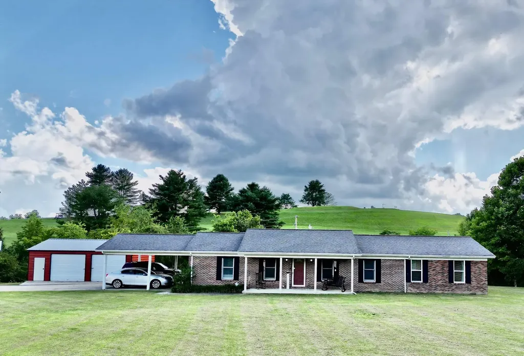 260 Putter Lane Beattyville KY 41311