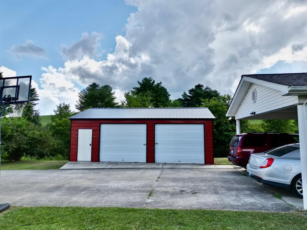 260 Putter Lane Beattyville KY 41311