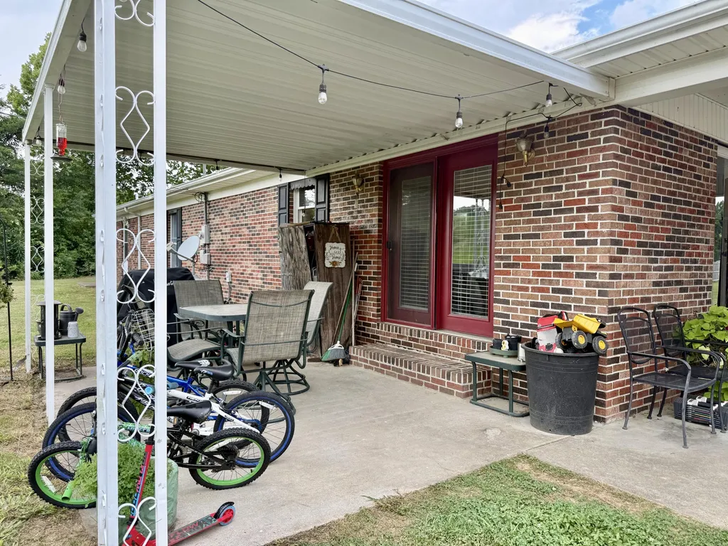260 Putter Lane Beattyville KY 41311