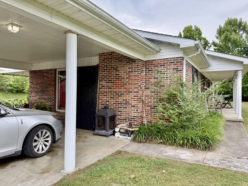 260 Putter Lane Beattyville KY 41311