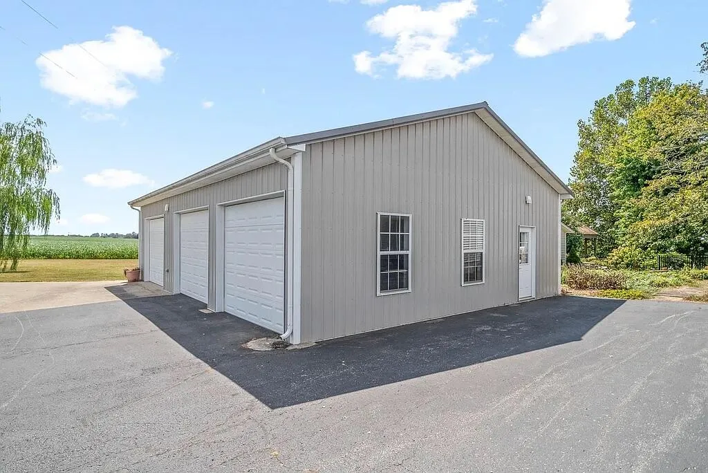 9575 Julien Road Hopkinsville KY 42240