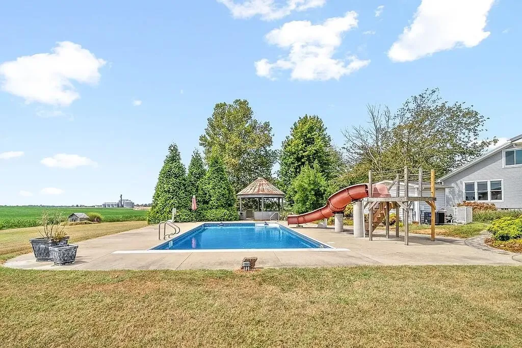 9575 Julien Road Hopkinsville KY 42240