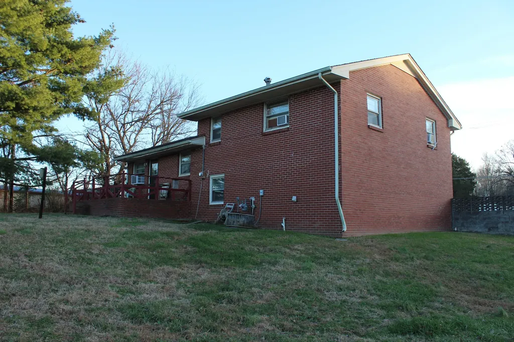 2701 N Friendship Road Paducah KY 42001