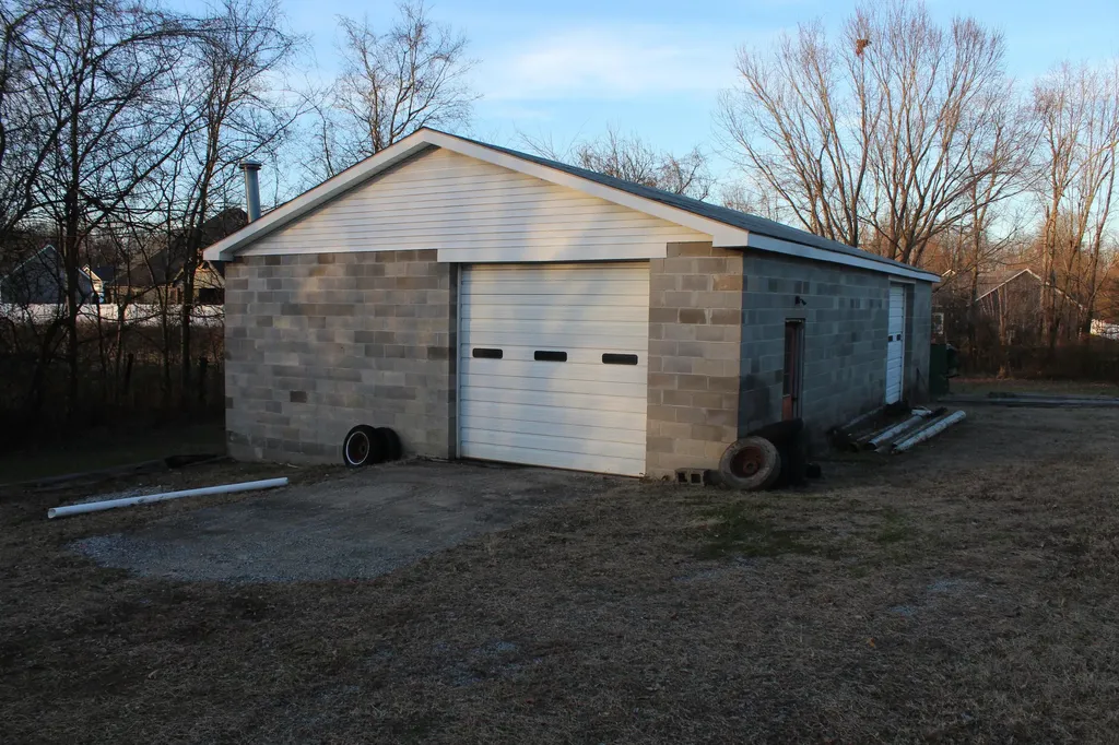 2701 N Friendship Road Paducah KY 42001