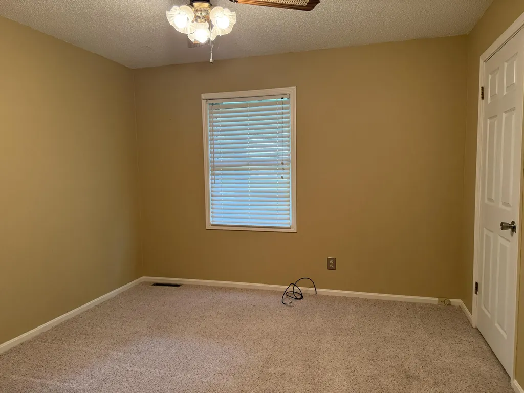 338 Natchez Trace Mayfield KY 42066
