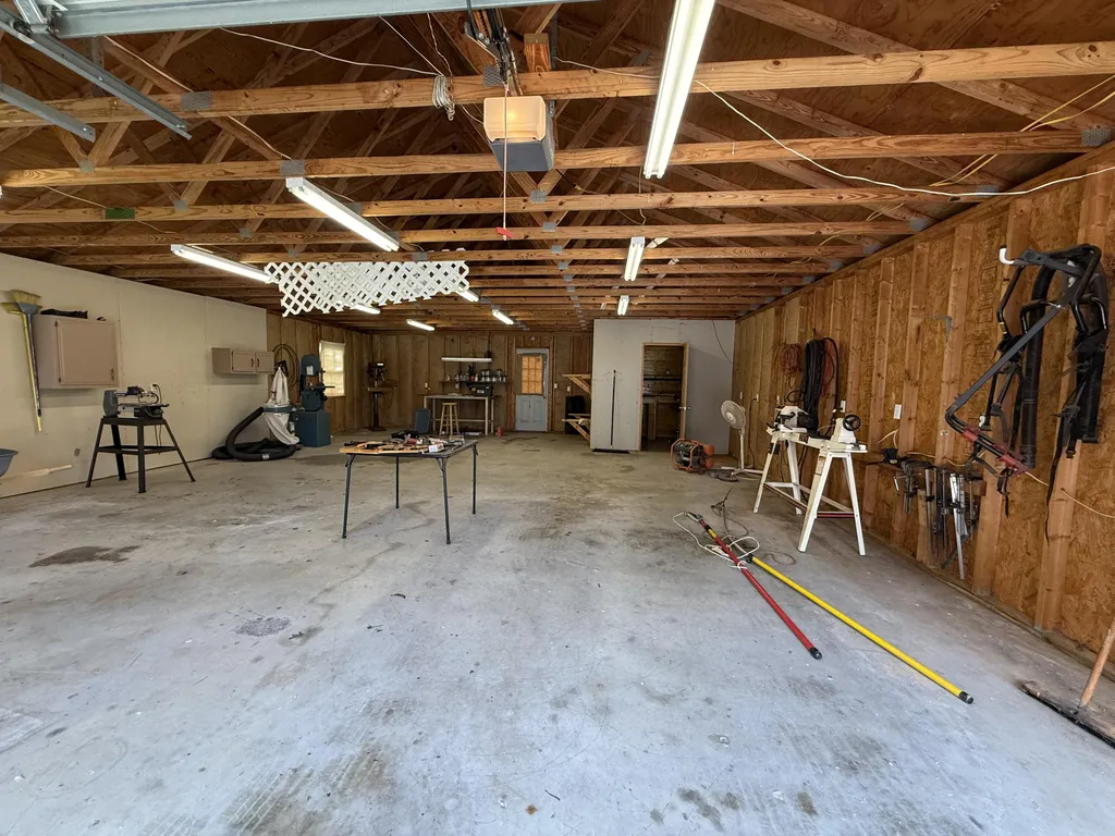 338 Natchez Trace Mayfield KY 42066