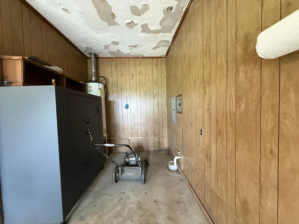 338 Natchez Trace Mayfield KY 42066