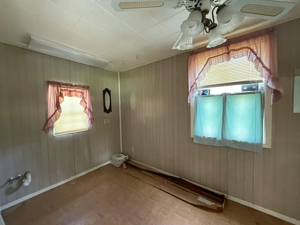 338 Natchez Trace Mayfield KY 42066