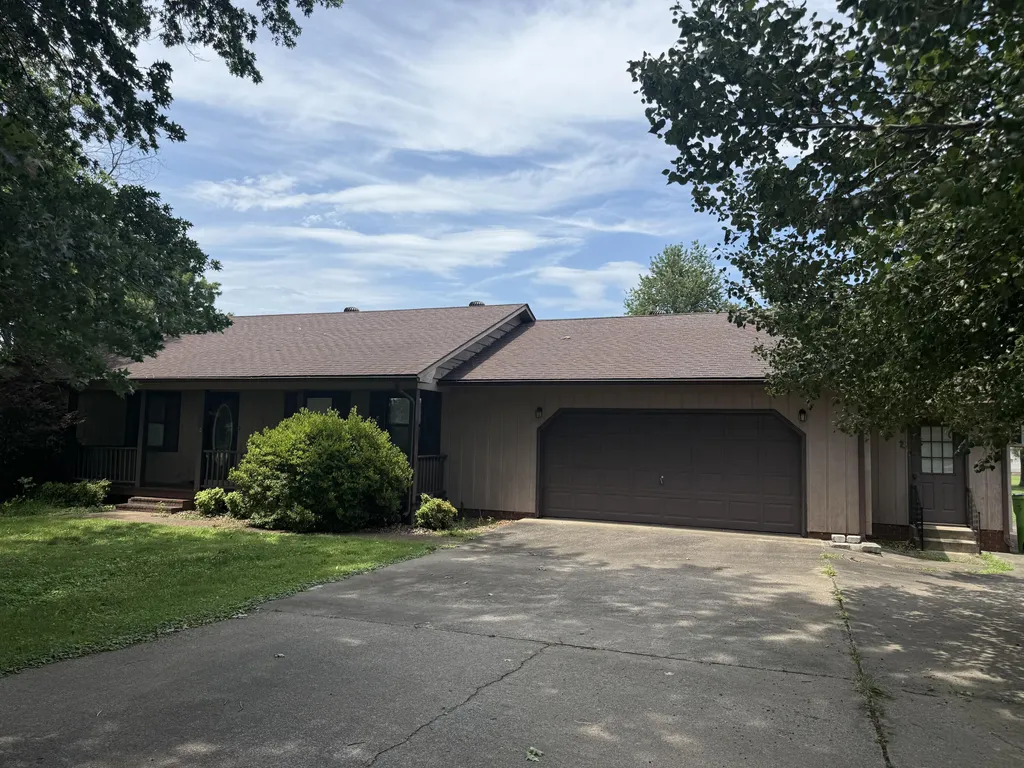 338 Natchez Trace Mayfield KY 42066