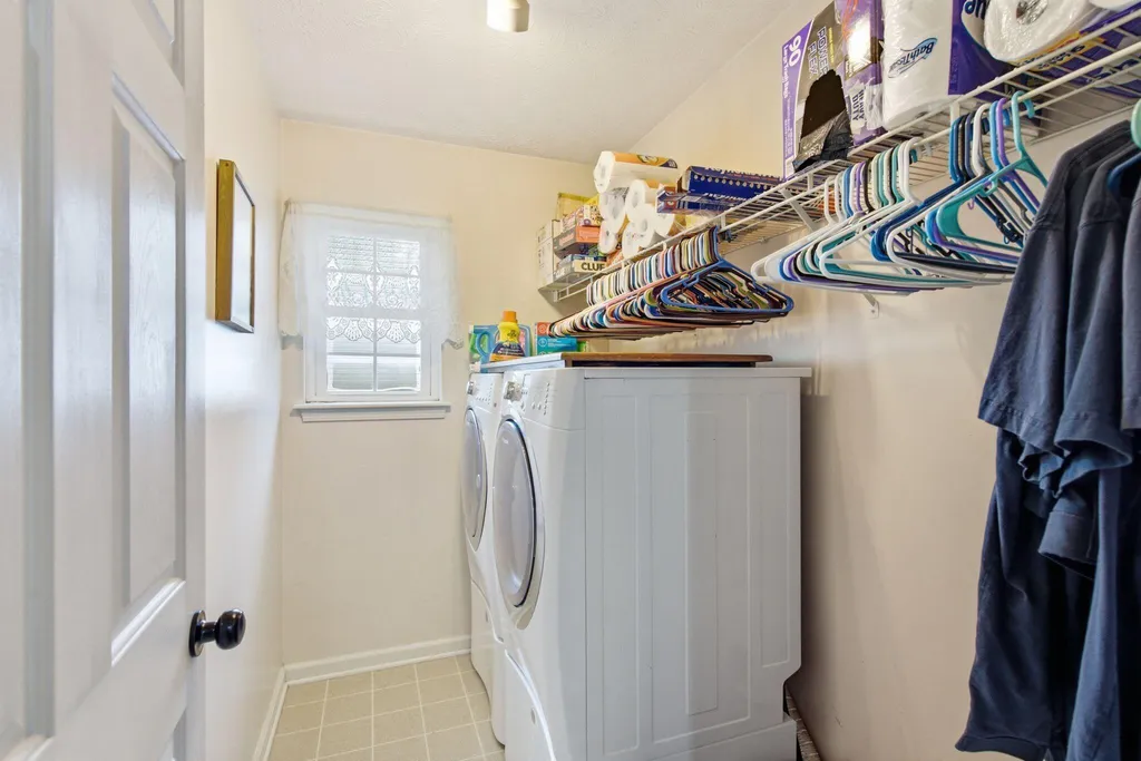 412 Pope Avenue Harrodsburg KY 40330