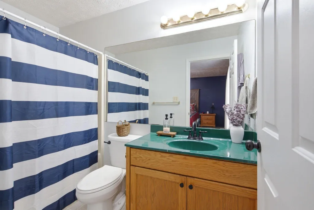 412 Pope Avenue Harrodsburg KY 40330