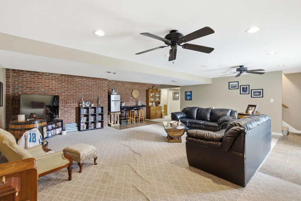 412 Pope Avenue Harrodsburg KY 40330