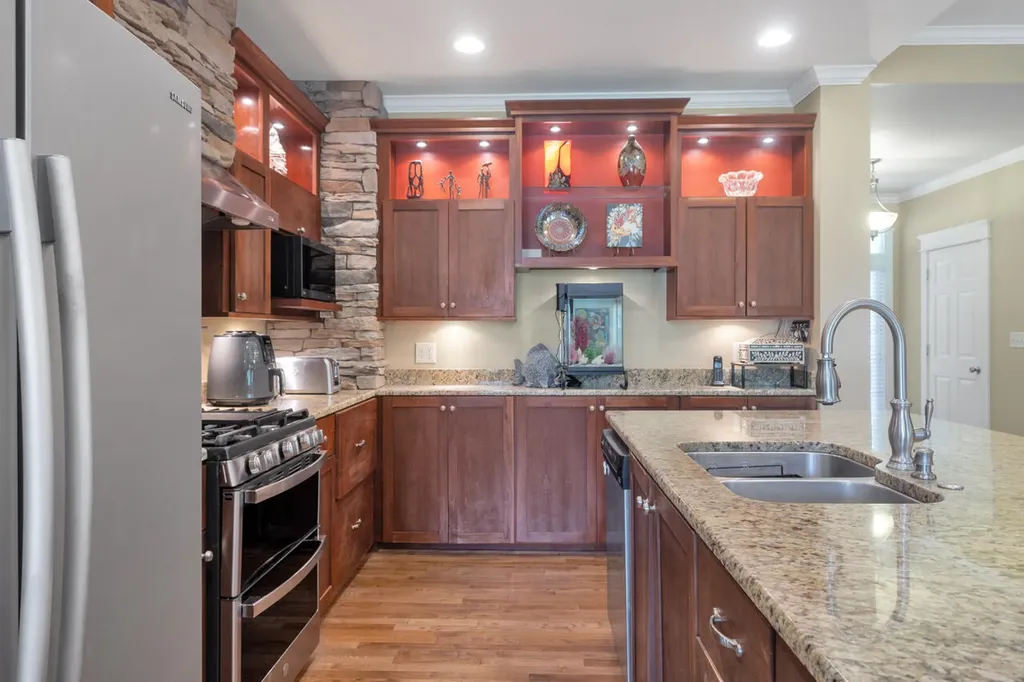 1316 Oak Hill Drive Murray KY 42071