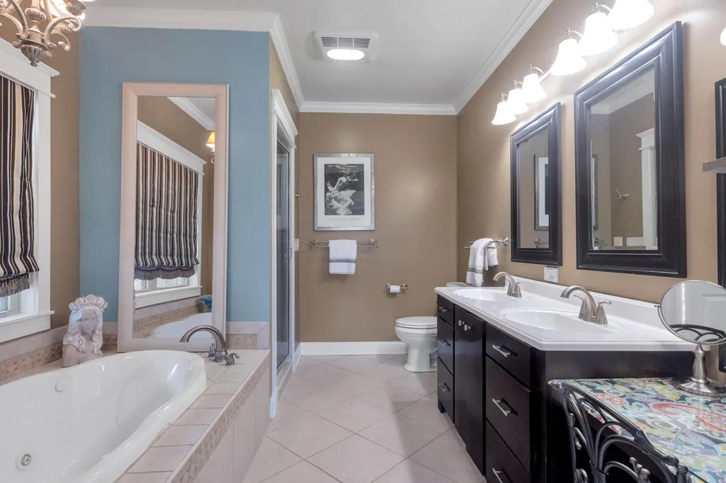 1316 Oak Hill Drive Murray KY 42071
