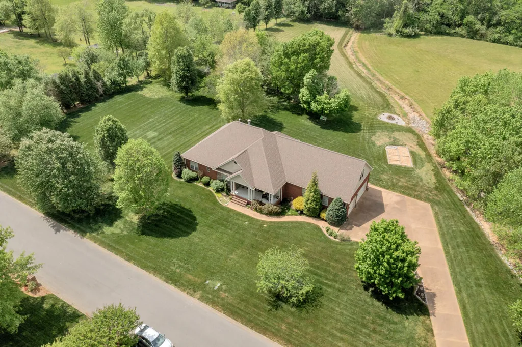 1316 Oak Hill Drive Murray KY 42071