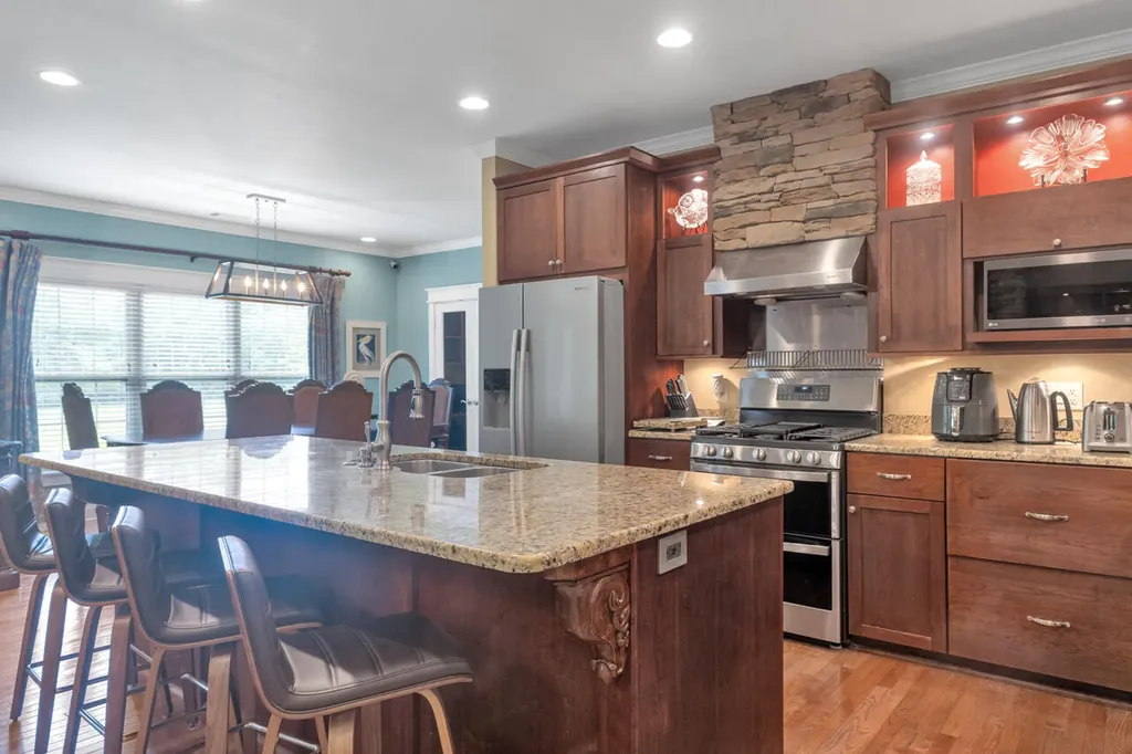 1316 Oak Hill Drive Murray KY 42071