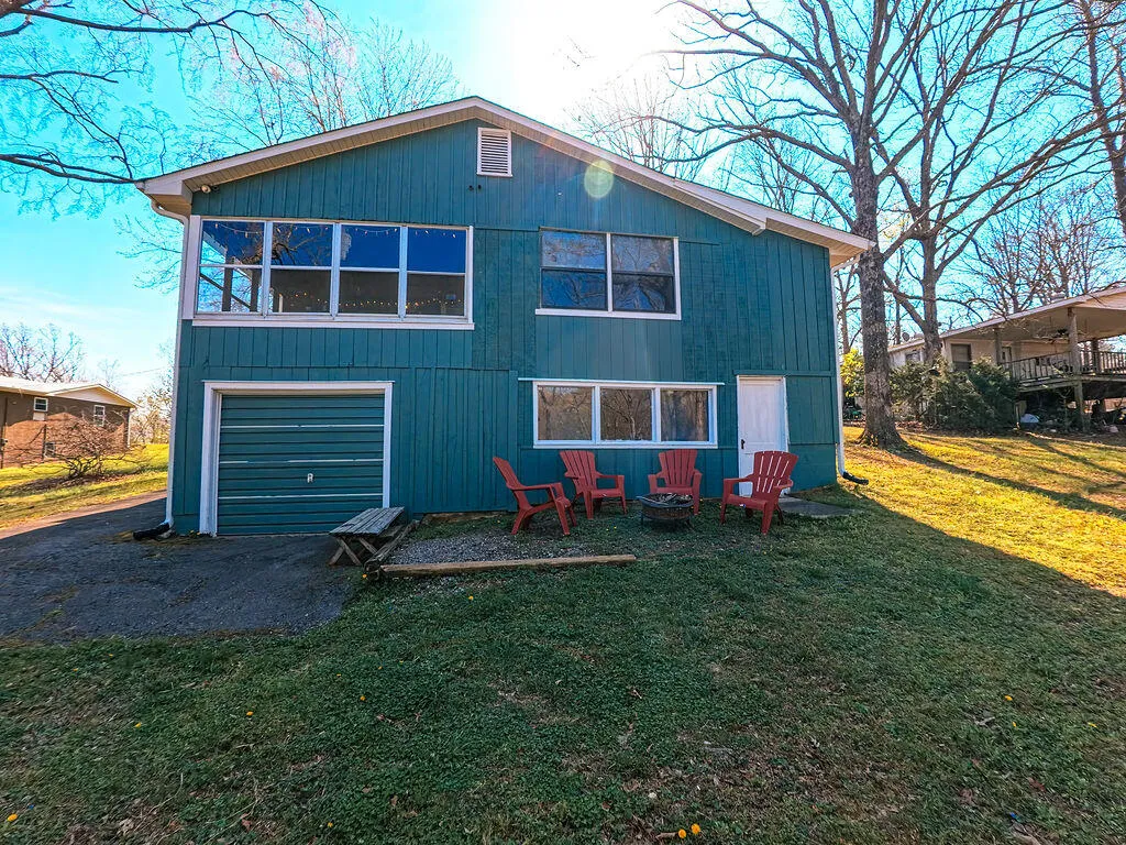 267 Primrose Drive New Concord KY 42076
