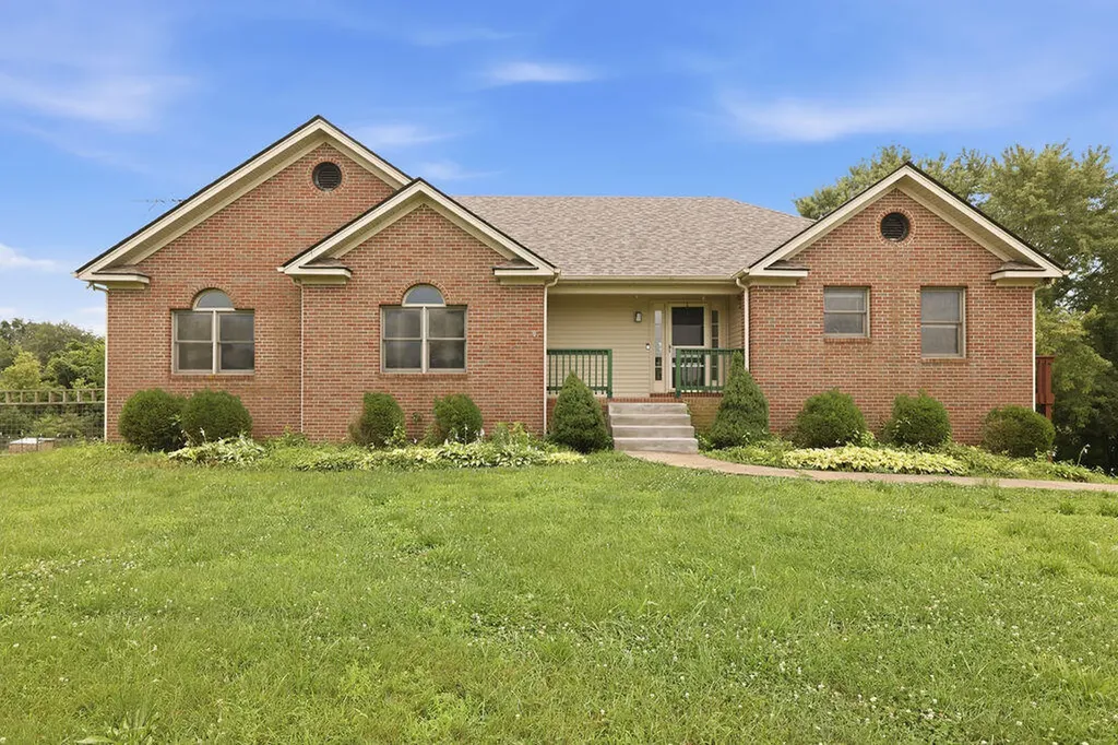 97 Camelot Drive Cadiz KY 42211