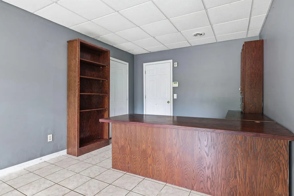 97 Camelot Drive Cadiz KY 42211