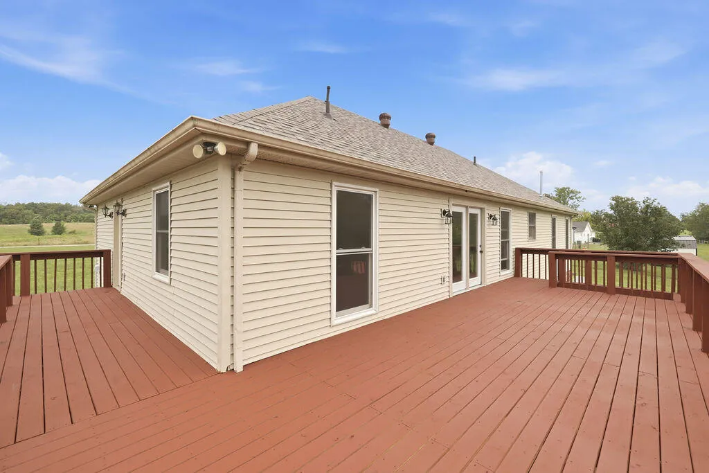 97 Camelot Drive Cadiz KY 42211