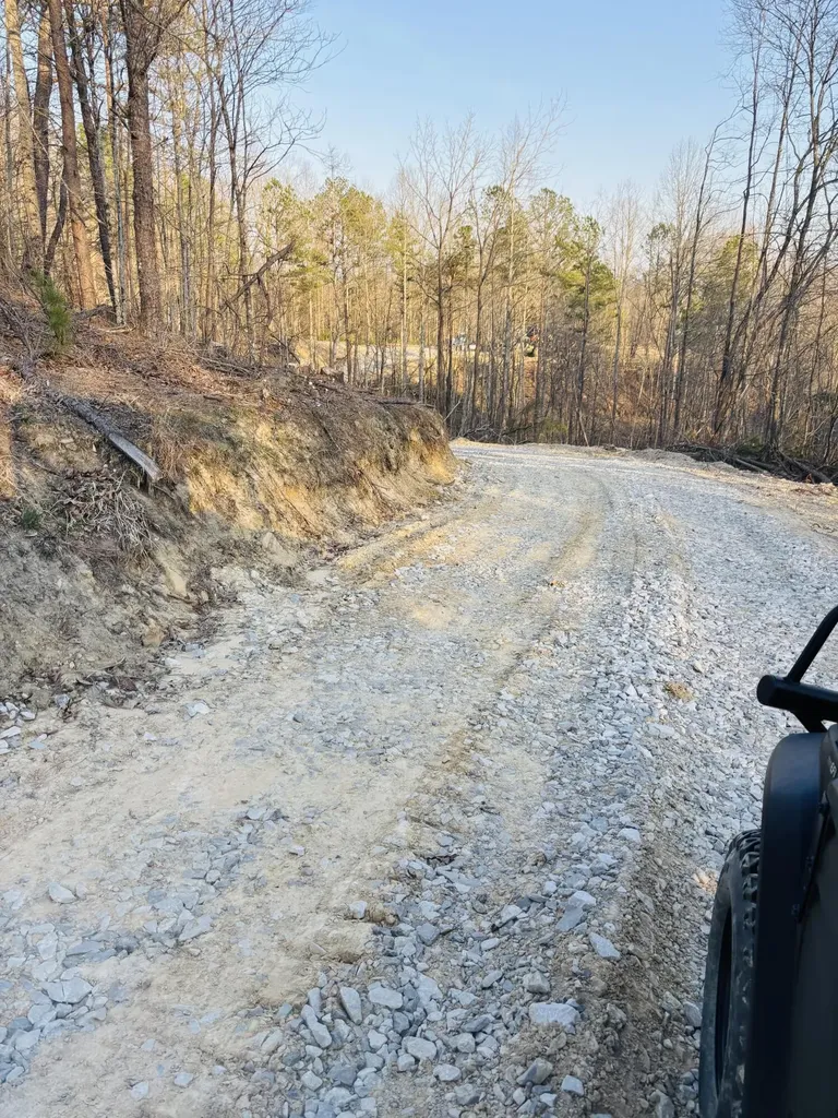 5784 U.s. 421 Mckee KY 40447
