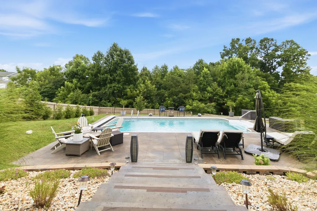132 Rugged Peak Drive Somerset KY 42503