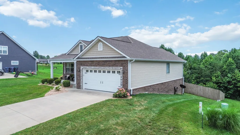 132 Rugged Peak Drive Somerset KY 42503