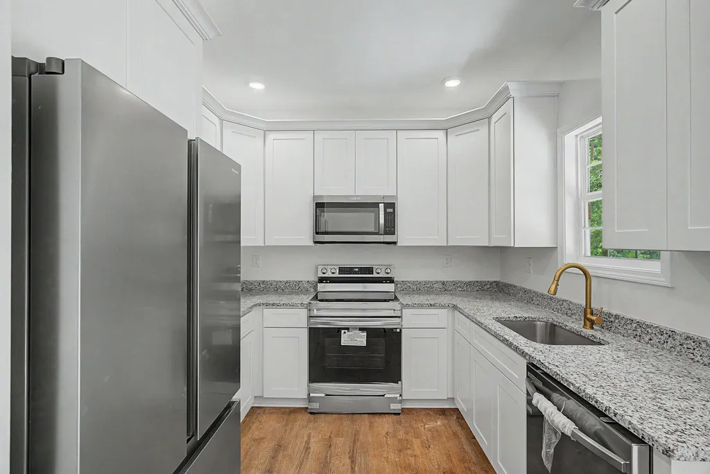 318 318 Pine Hill Dr Drive Hopkinsville KY 42240