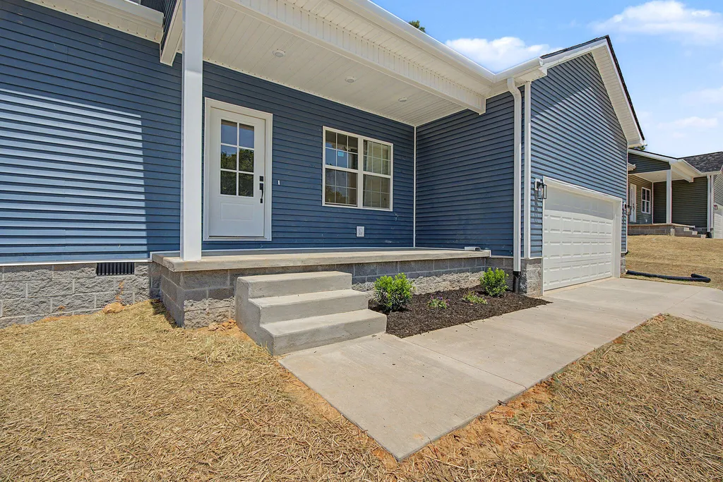 318 318 Pine Hill Dr Drive Hopkinsville KY 42240