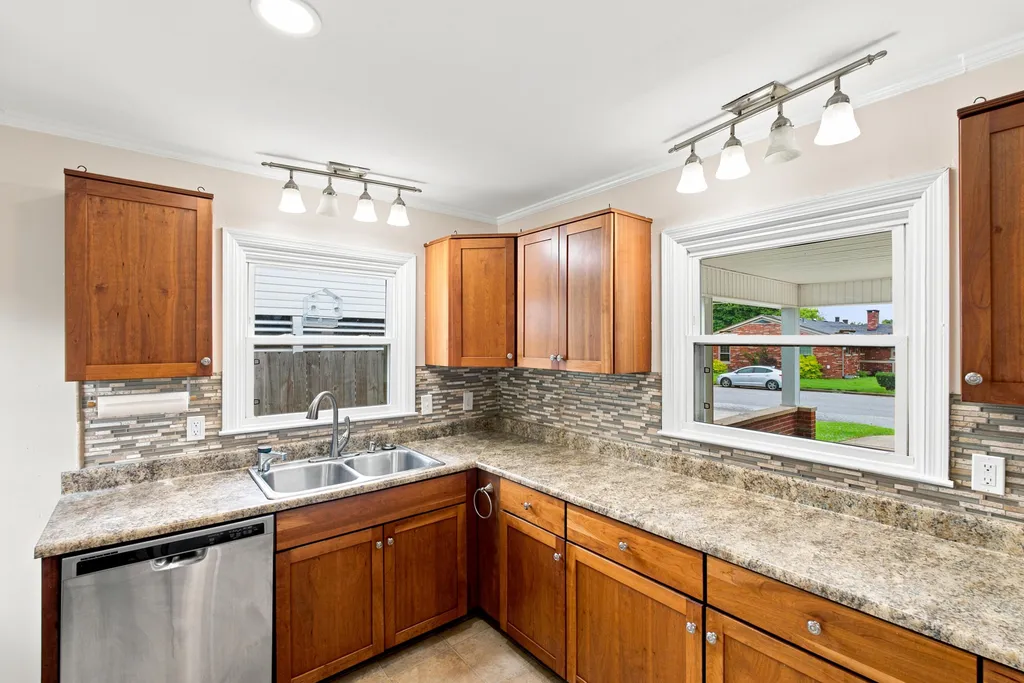 403 Wallace Court Richmond KY 40475
