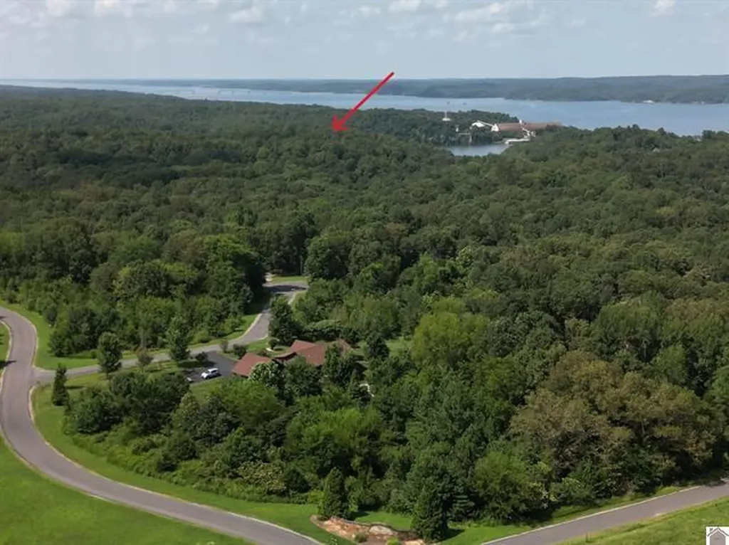 Lot 36 Hawkridge Road Murray KY 42071