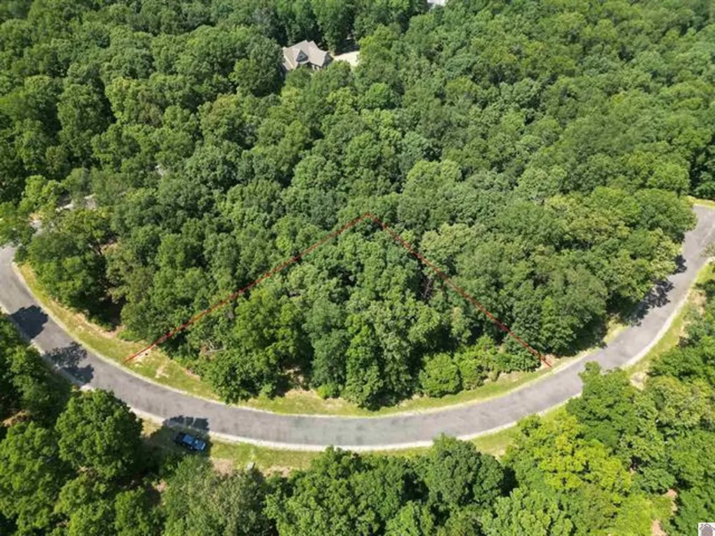 Lot 36 Hawkridge Road Murray KY 42071