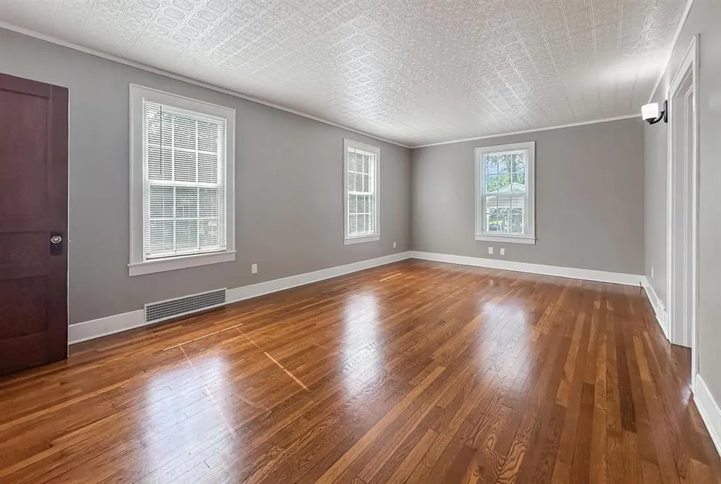 306 S 6th Street Murray KY 42071