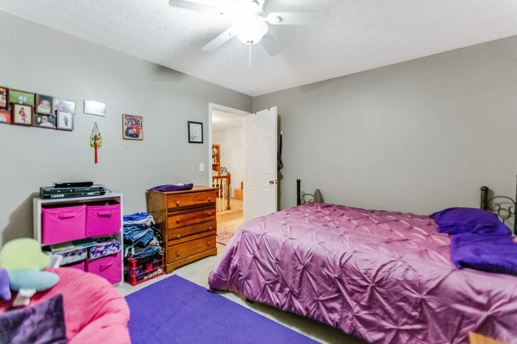1512 Oak Ridge Court Hopkinsville KY 42240